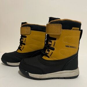 Merrell Waterproof Snow Boots For Kids Sz 6m. Mustard And Black.